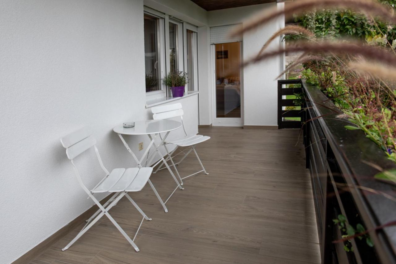 Honey Apartments Zirovnica Exteriér fotografie